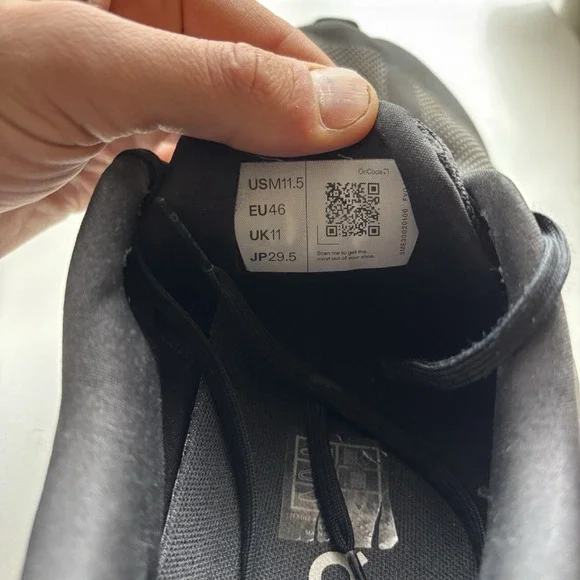 Oncloud Cloud Surfer Next Black Eclipse Men's 11.5 Running Train Gym‎